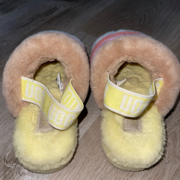 Ugg slide slippers - Picture 2 of 5